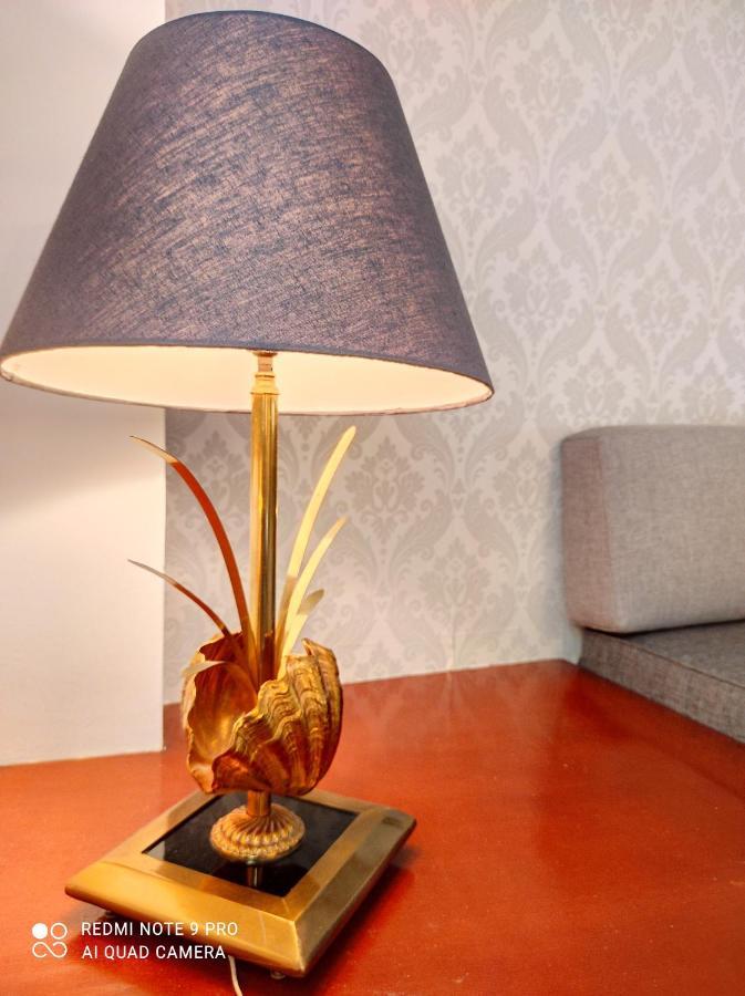 Johnny'S Loft Apartment Agrinio Bagian luar foto