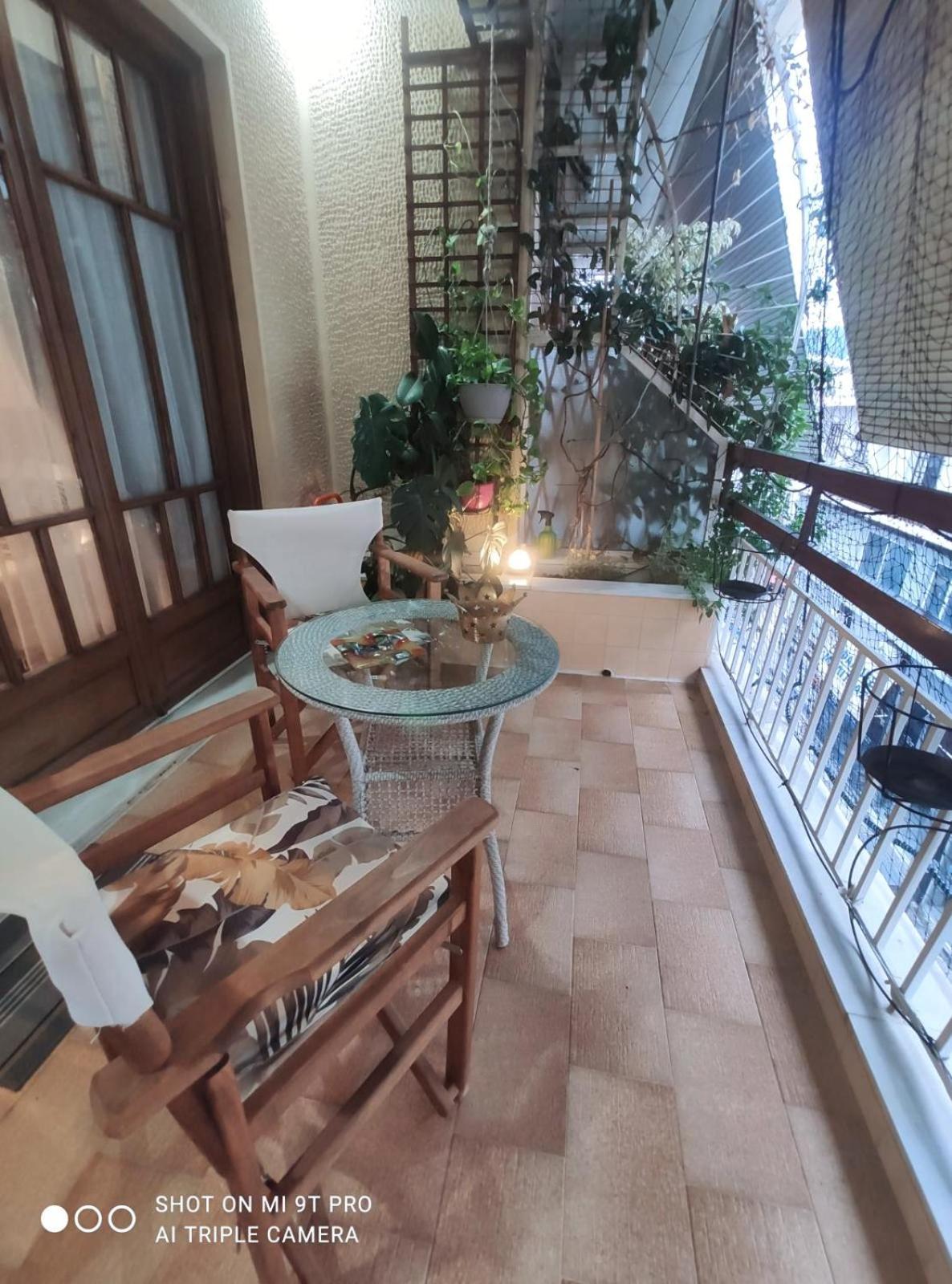 Johnny'S Loft Apartment Agrinio Bagian luar foto